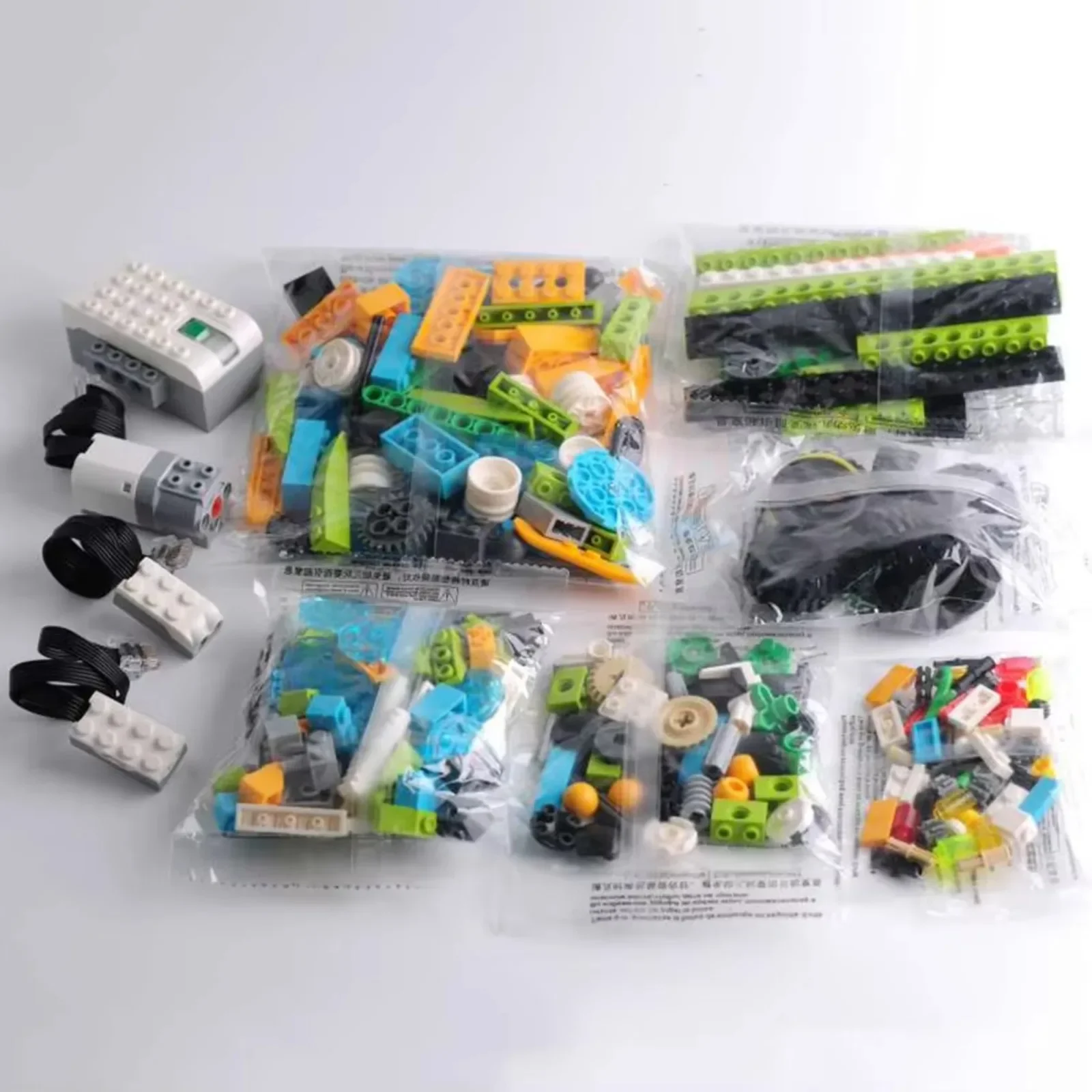 STEM We-do2.0 45300 Комплект д – обзор и цена Diy Electronics Toys